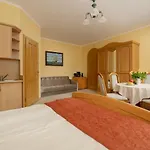 Pod Lwem * Pobierowo
