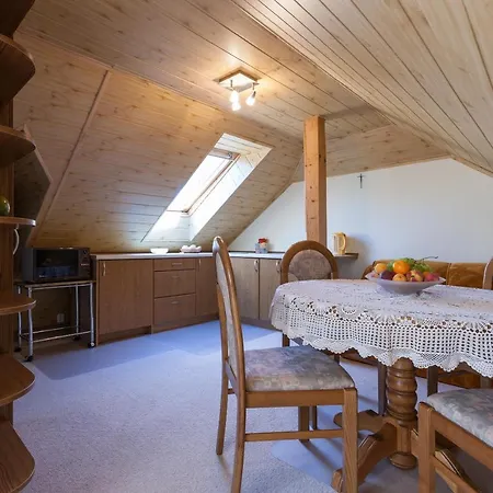 Apartman Pod Lwem Pobierowo