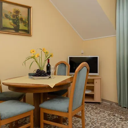 Apartman Pod Lwem Pobierowo