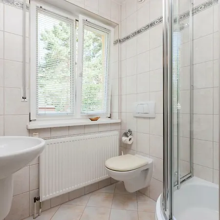 Pod Lwem * Pobierowo