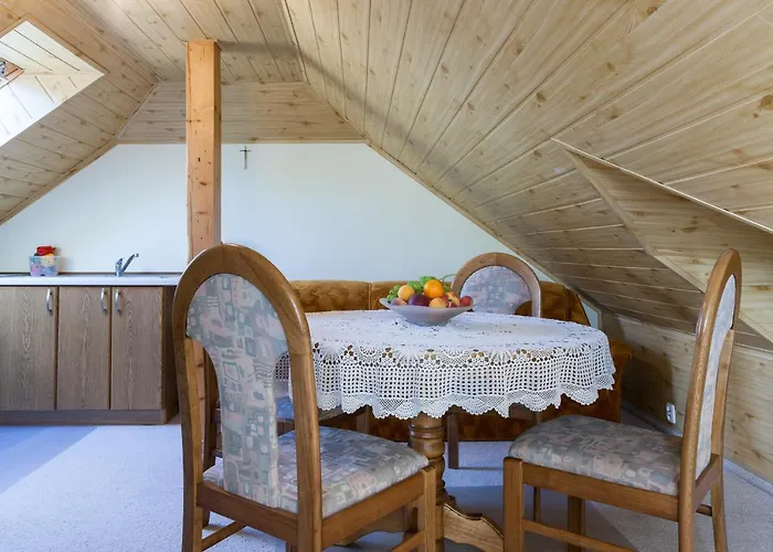 Pod Lwem Apartment Pobierowo