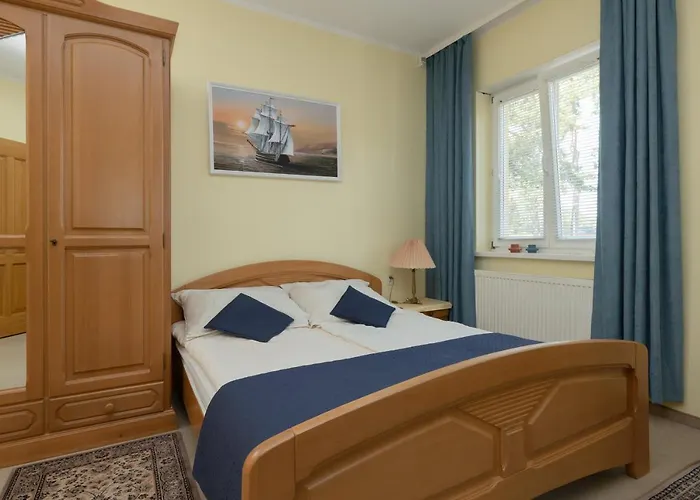 Pod Lwem Apartment Pobierowo